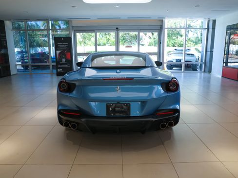 Used 2022 Ferrari Portofino M image 28