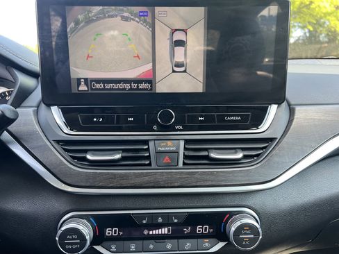 Used 2023 Nissan Altima 2.5 SL FWD image 4