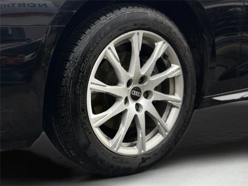 Used 2022 Audi A4 2.0T Premium w/ Convenience Package image 29