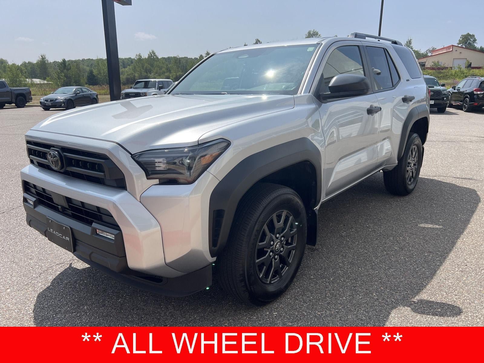 Used 2025 Toyota 4Runner SR5 AWD/4WD image 4