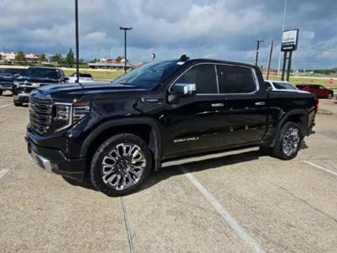 Certified 2023 GMC Sierra 1500 Denali Ultimate AWD/4WD image 3