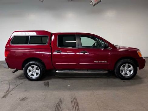 Used 2009 Nissan Titan SE w/ SE Drivers Convenience Pkg RWD image 2