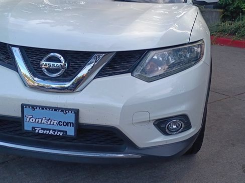 Used 2015 Nissan Rogue SV w/ SV Premium Package AWD/4WD image 10
