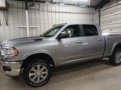 Used 2021 RAM 2500 Limited image 2