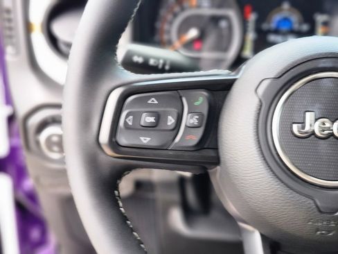 New 2026 Jeep Gladiator Sport AWD/4WD image 39