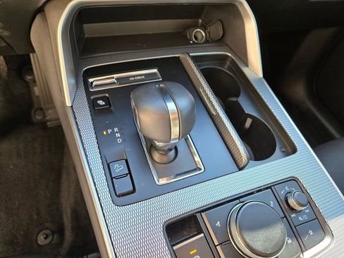 Certified 2025 MAZDA CX-70 Plug-In Hybrid w/ Premium Pkg image 30