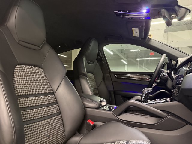 Certified 2023 Porsche Cayenne GTS AWD/4WD image 26