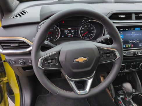 Used 2023 Chevrolet TrailBlazer ACTIV w/ Sun and Liftgate Package AWD/4WD image 24