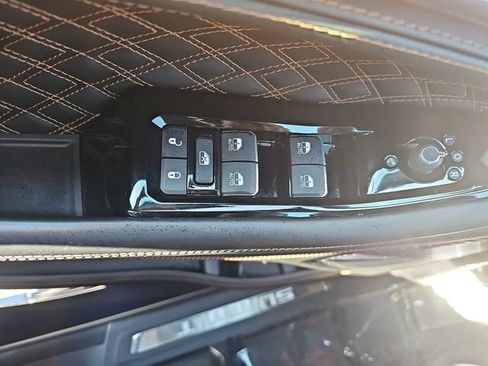 Used 2024 Jeep Grand Cherokee Summit AWD/4WD image 25