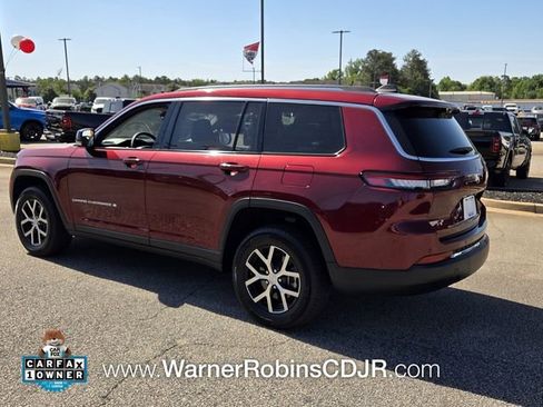 Used 2023 Jeep Grand Cherokee L Limited w/ Luxury Tech Group II RWD image 10