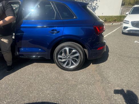 Used 2024 Audi Q5 2.0T Premium w/ Summer of Audi Package image 5
