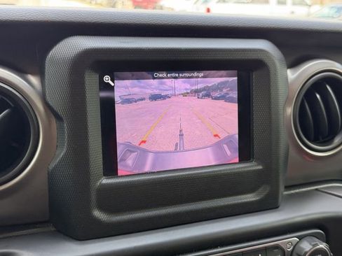 Used 2020 Jeep Gladiator Sport w/ Quick Order Package 24S AWD/4WD image 22