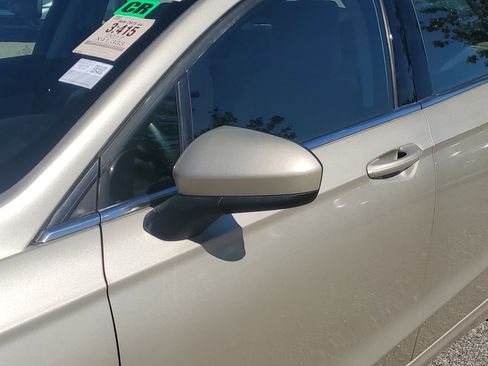 Used 2017 Ford Fusion S image 10