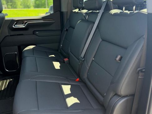 New 2026 Chevrolet Silverado 1500 RST w/ Z71 Off-Road Package AWD/4WD image 9