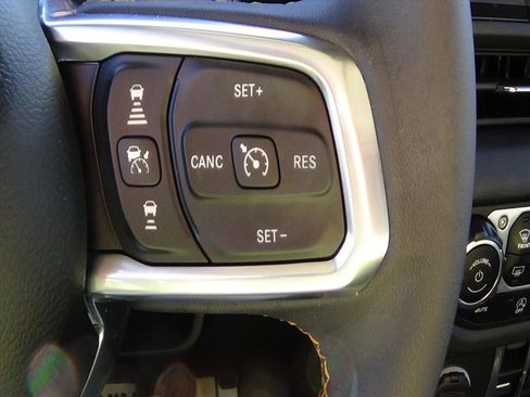 Certified 2024 Jeep Wrangler Sahara image 21