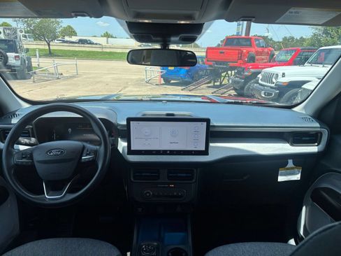 Used 2026 Ford Maverick XLT FWD image 31