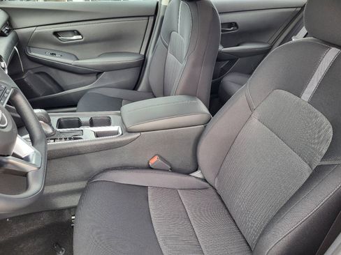 New 2025 Nissan Sentra SV w/ Trunk Package image 10