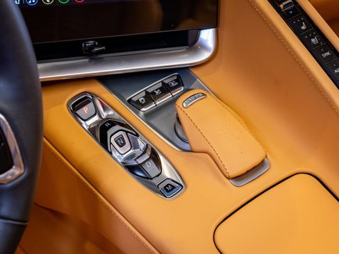 Used 2023 Chevrolet Corvette Stingray Premium Conv w/ Z51 Performance Package image 15