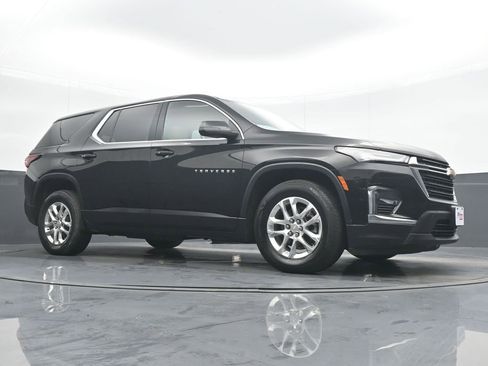 Used 2023 Chevrolet Traverse LS w/ LPO, Floor Liner Package AWD/4WD image 23