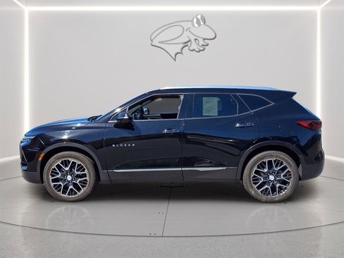 Used 2023 Chevrolet Blazer Premier w/ Driver Confidence II Package FWD image 2