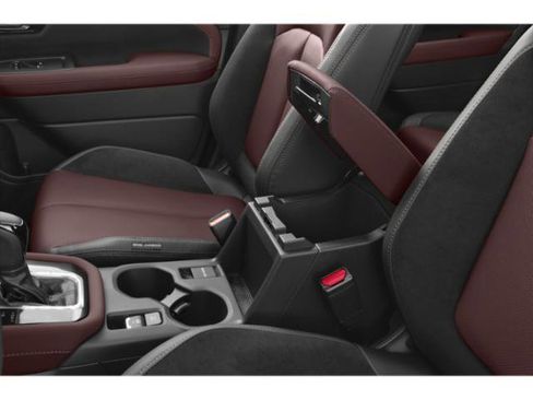 Used 2025 Subaru Forester Touring image 16