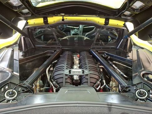 Used 2024 Chevrolet Corvette Z06 RWD image 25