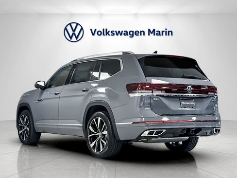 New 2026 Volkswagen Atlas SEL Premium R-Line image 3