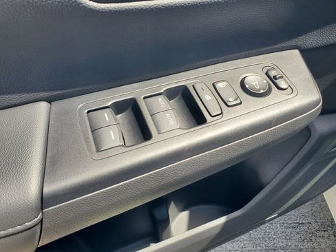 Used 2023 Honda CR-V EX image 20