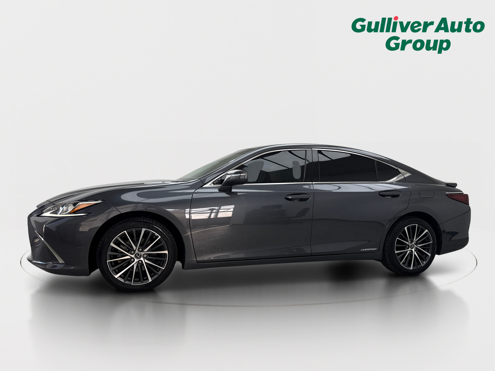Used 2022 Lexus ES 300h w/ Premium Package FWD image 2