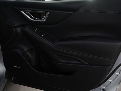 Used 2023 Subaru Forester Touring image 9