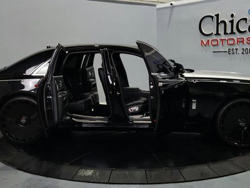 Used 2014 Rolls-Royce Ghost RWD image 15