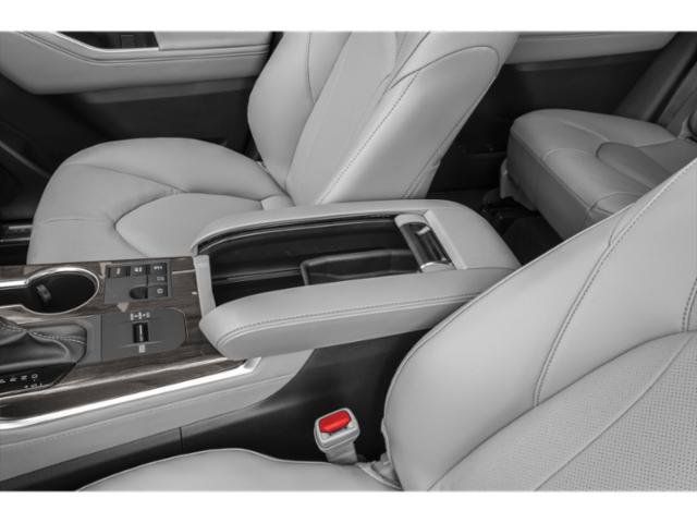 New 2026 Toyota Highlander Limited AWD/4WD image 13