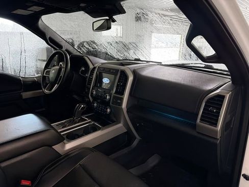 Used 2020 Ford F150 Lariat w/ Equipment Group 502A Luxury AWD/4WD image 12