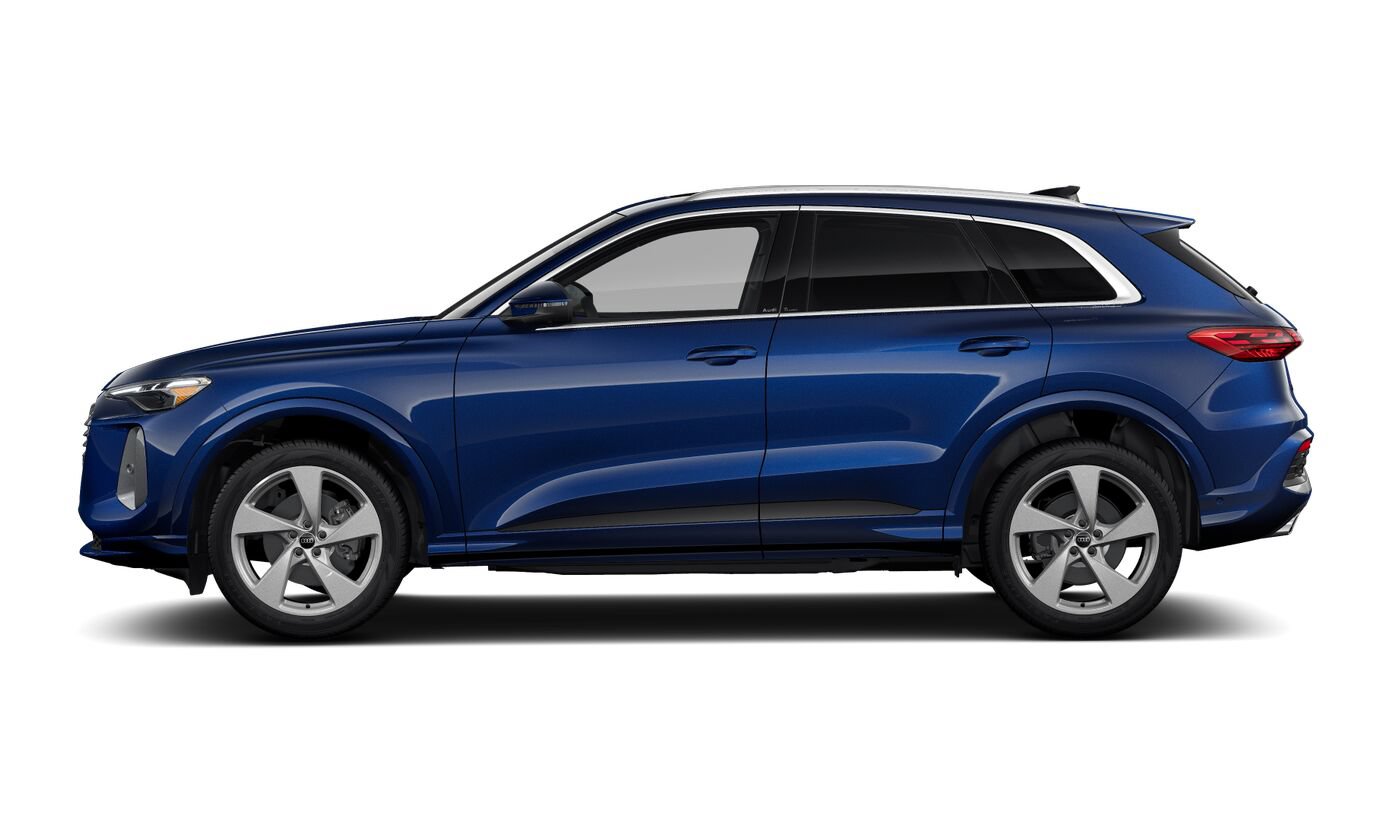 Certified 2025 Audi Q5 Premium AWD/4WD image 8