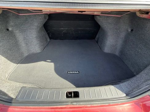Used 2017 Nissan Versa S Plus FWD image 16