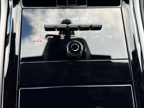 Certified 2024 Porsche Panamera RWD image 18