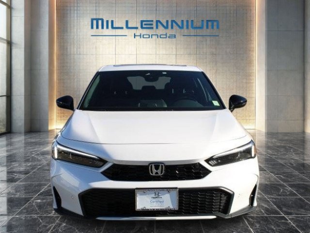 Used 2025 Honda Civic Sport Touring image 8