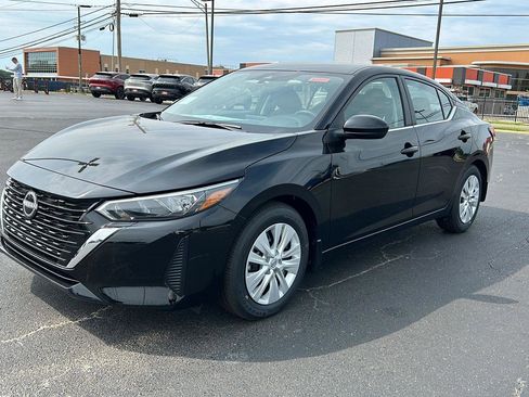 New 2025 Nissan Sentra S image 1