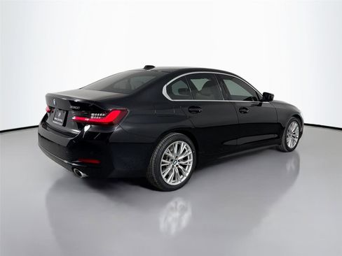 Certified 2024 BMW 330i Sedan w/ Convenience Package RWD image 5