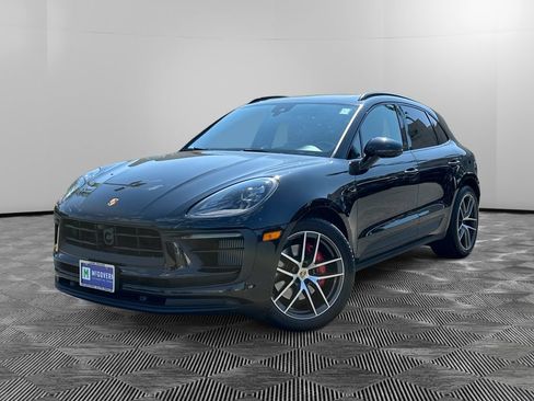 Used 2023 Porsche Macan S AWD/4WD image 1