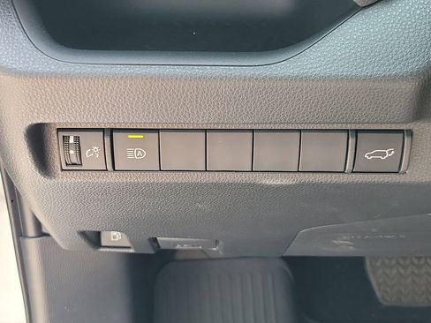 Used 2025 Toyota RAV4 XLE w/ Convenience Package AWD/4WD image 32