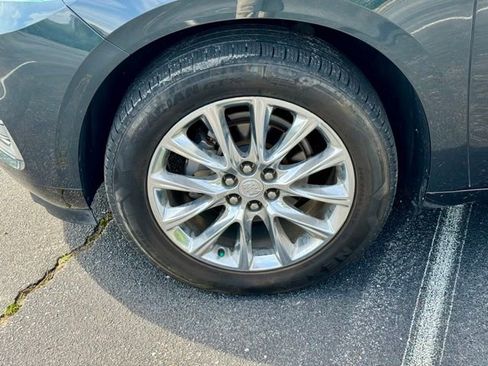 Used 2020 Buick Enclave Essence FWD image 27