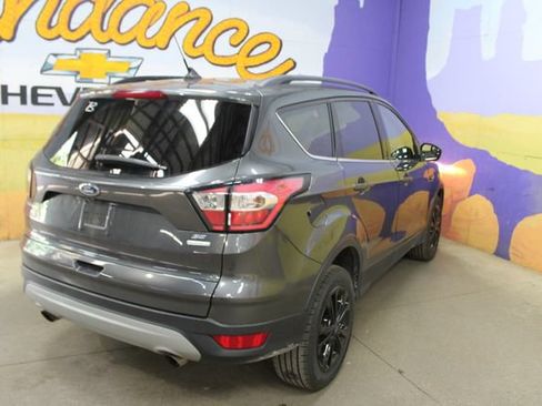 Used 2018 Ford Escape SE w/ SE SYNC Package FWD image 8