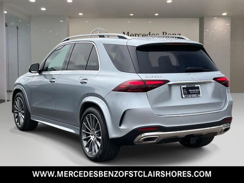 New 2026 Mercedes-Benz GLE 580 4MATIC image 3