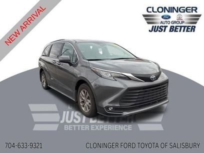 Used 2025 Toyota Sienna XLE