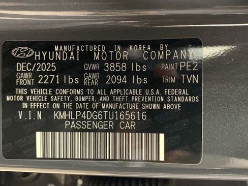 New 2026 Hyundai Elantra Limited image 28