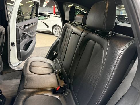 Used 2018 BMW X1 sDrive28i FWD image 40