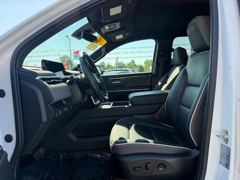 Used 2026 GMC Sierra EV Elevation AWD/4WD image 14