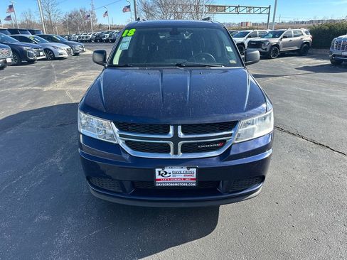 Used 2018 Dodge Journey SE image 3