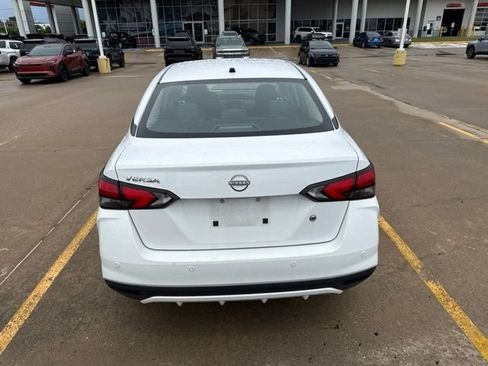 Used 2024 Nissan Versa S w/ Trunk Package FWD image 7